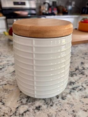 Ceramic white Porcelain Tea or small cookie container with Bamboo Lid